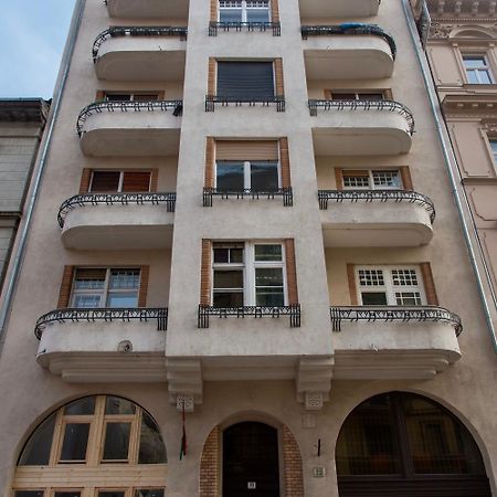 A96 Apartment Budapest Luaran gambar