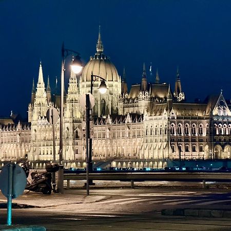 A96 Apartment Budapest Luaran gambar