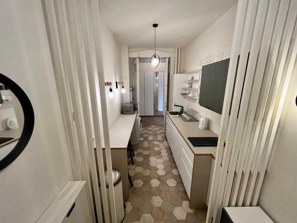 A96 Apartment Budapest Luaran gambar